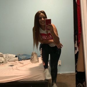 Meet your Posher, Eli